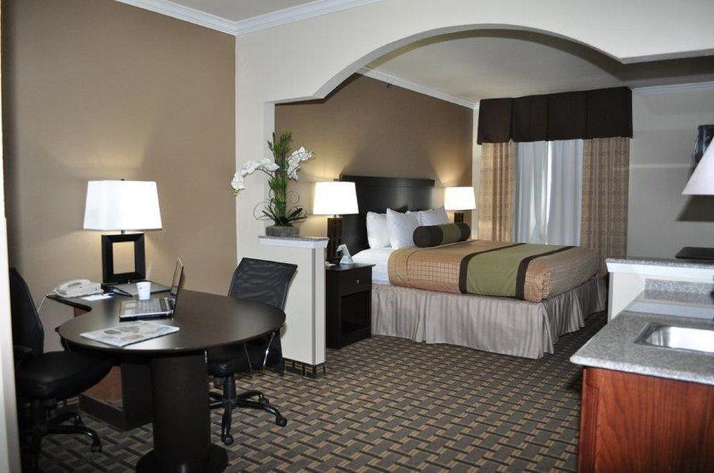 Best Western Plus Cutting Horse Inn & Suites Уэтерфорд Экстерьер фото