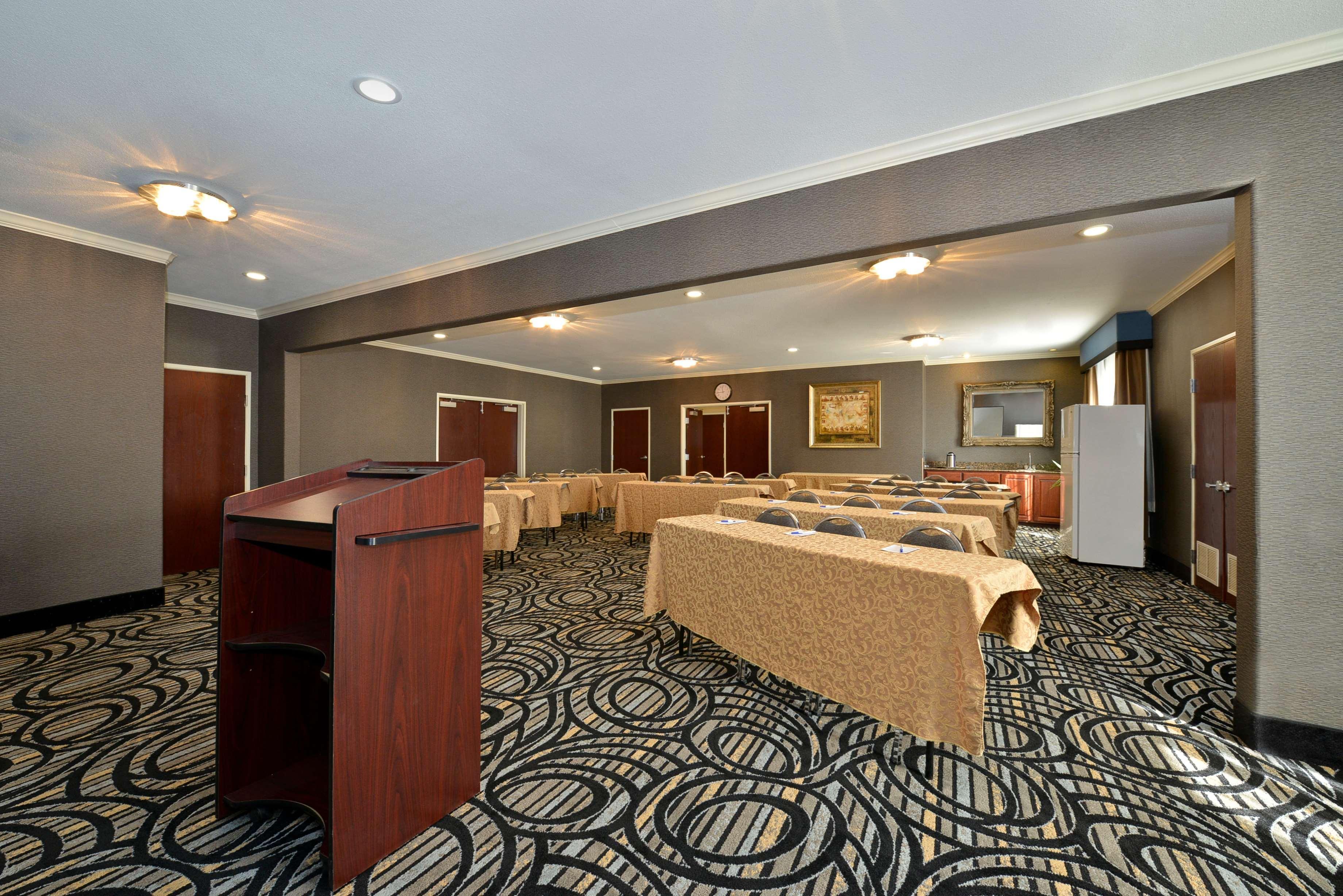 Best Western Plus Cutting Horse Inn & Suites Уэтерфорд Экстерьер фото