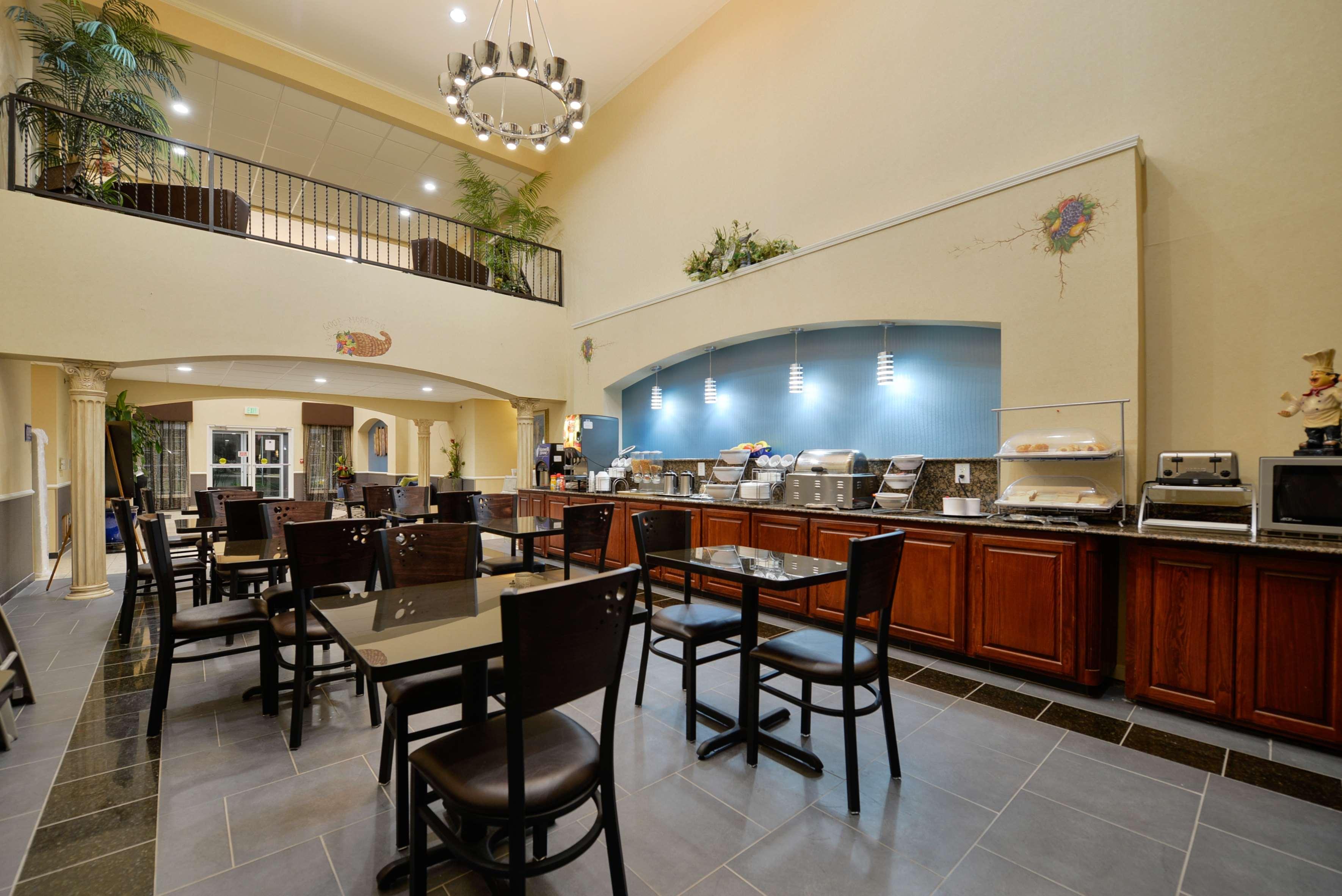 Best Western Plus Cutting Horse Inn & Suites Уэтерфорд Экстерьер фото